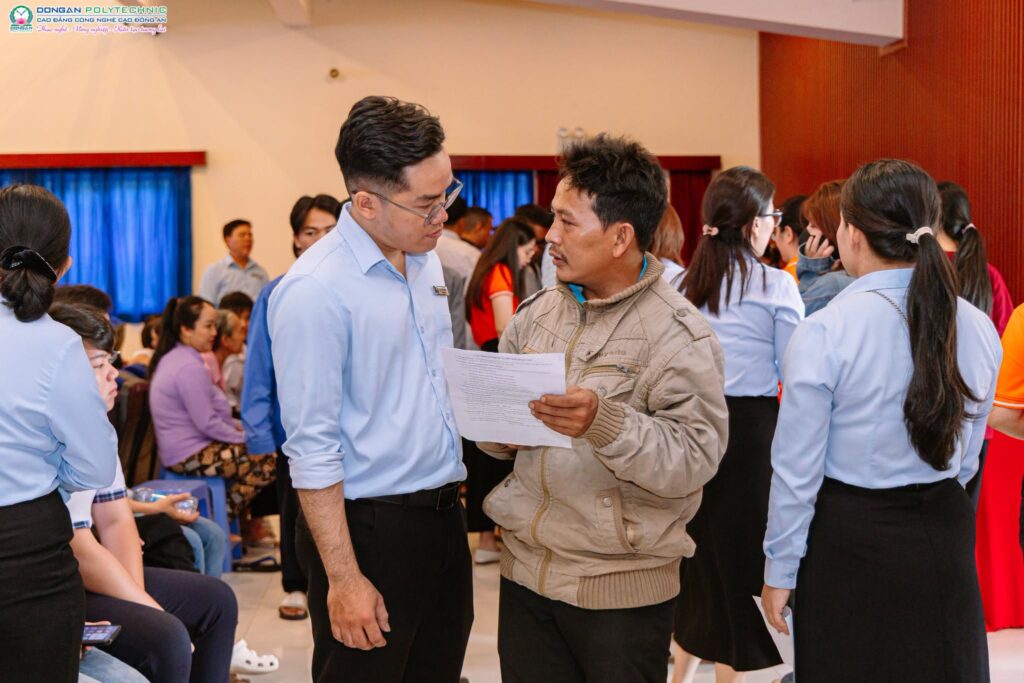 Ngày hội nhập học khóa 2026 tại Trường Cao đẳng Công nghệ cao Đồng An TP.HCM: Hơn 700 phụ huynh và tân sinh viên chính thức gia nhập đại gia đình Đồng An